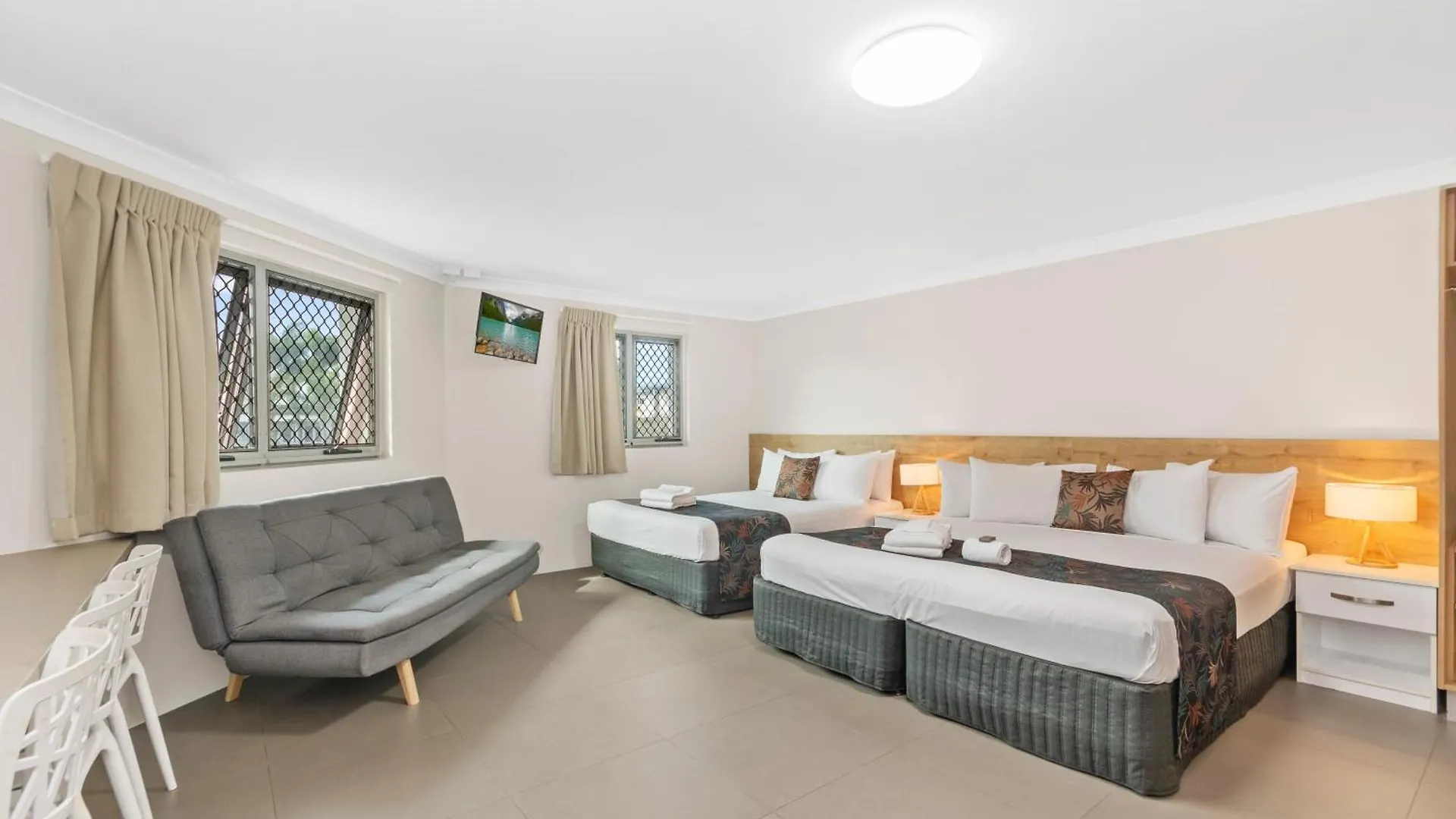 Castle Crest Motel Townsville Australia
