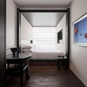 Little National Hotel Canberra
