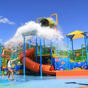 https://cairns-coconut-holiday-resort.cairnshotels4all.com