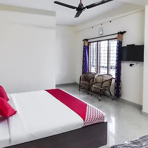 https://green-castle-residency.kerala-hotels.net