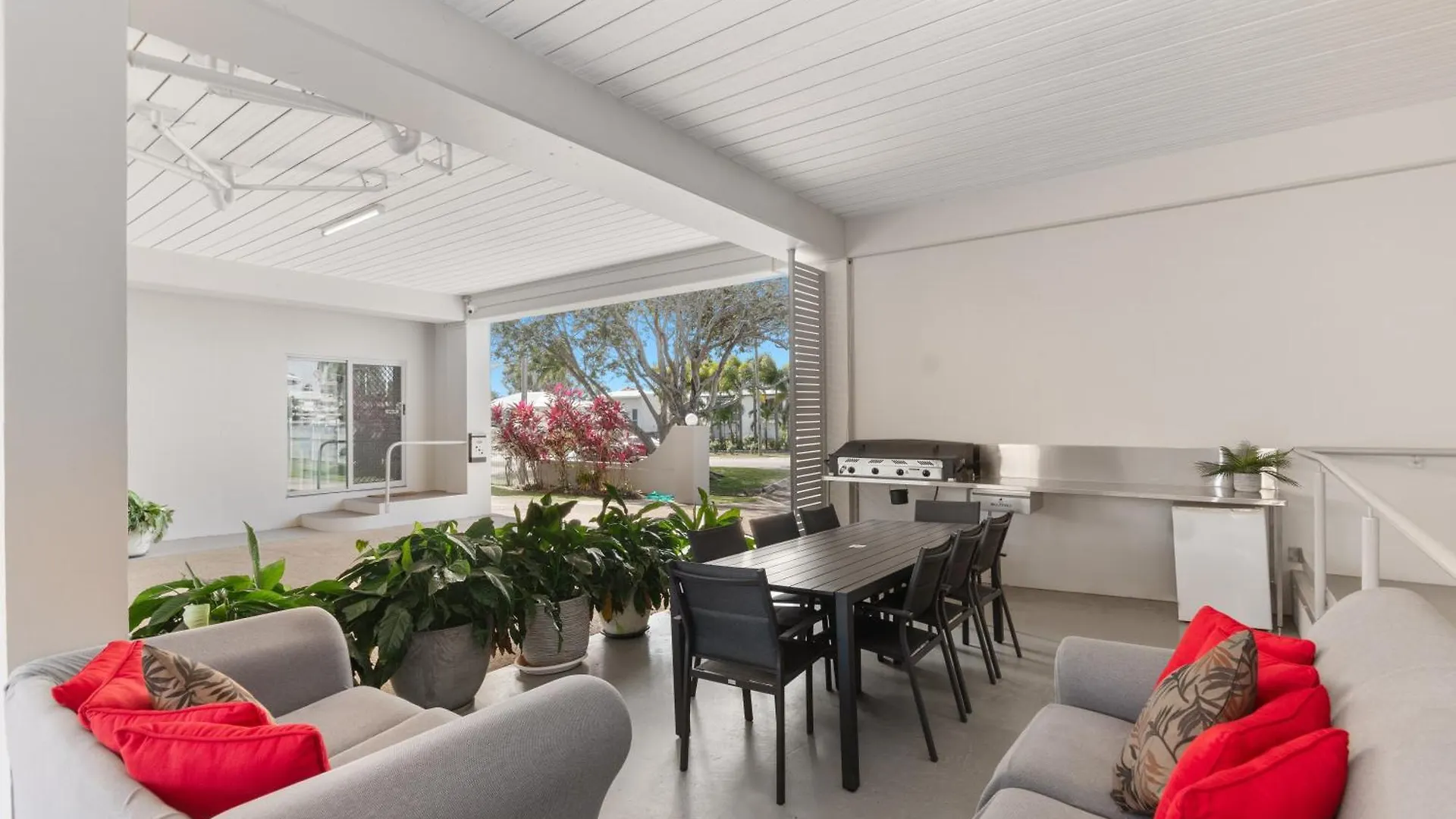 Castle Crest Motel Townsville