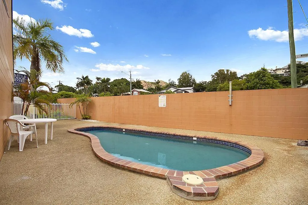 Castle Crest Motel Townsville